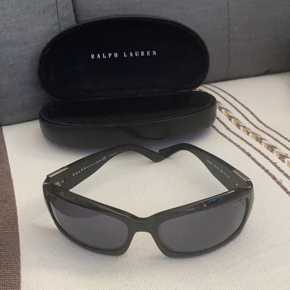 Ralph Lauren sun glasses - Picture 1 of 3
